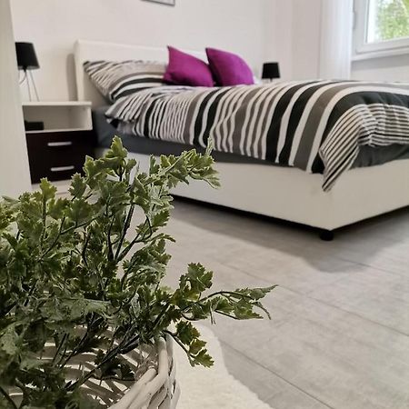 Apartman Maki Sombor Exterior photo